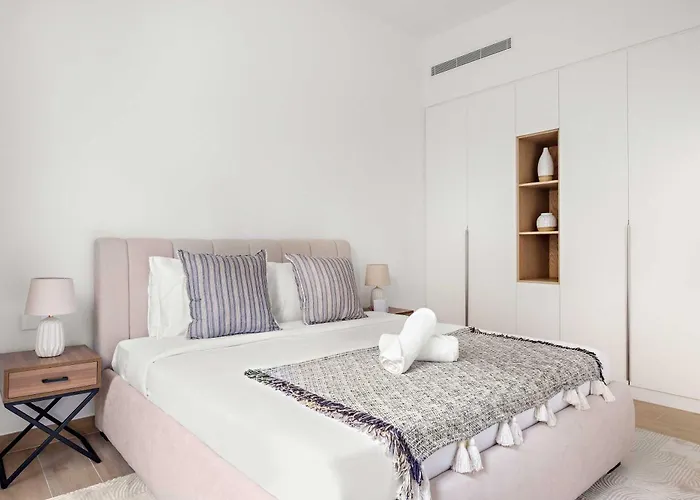 Stylish 1Bedroom Apartment In La Sirene In La Mer