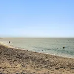 Stylish 1Bedroom Apartment In La Sirene In La Mer